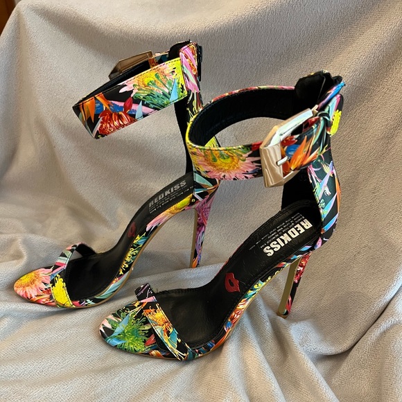 Red Kiss Multicolor Spike heel   8.5 - Picture 2 of 8